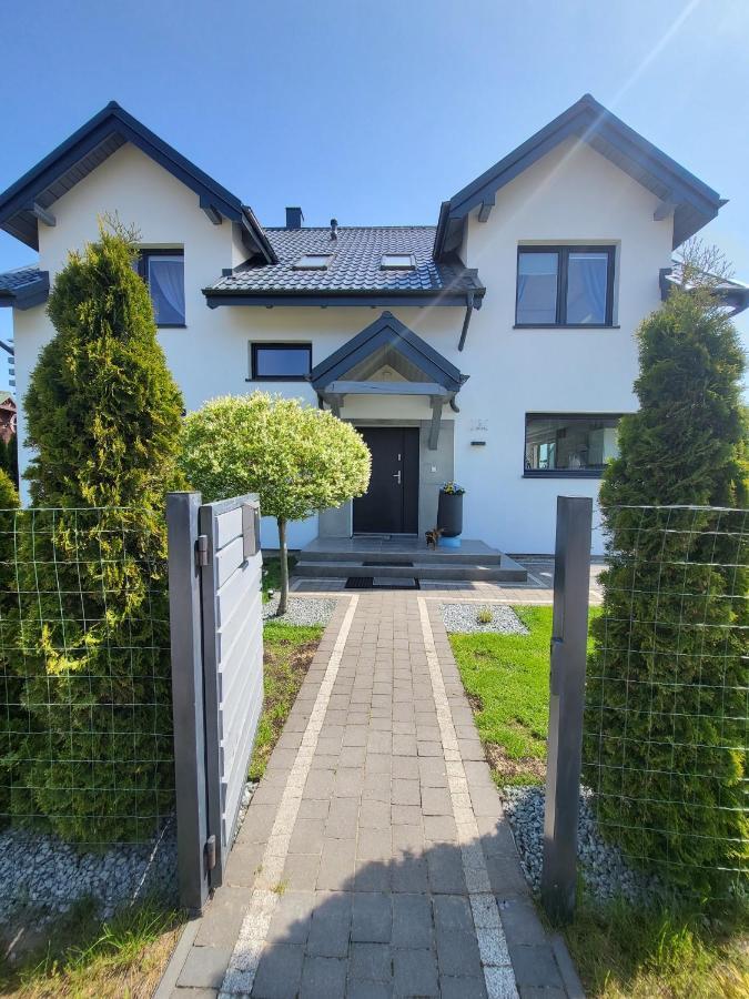 Cichy - Podgrzewany Basen, Parking, Aneks Kuchenny * Karwia